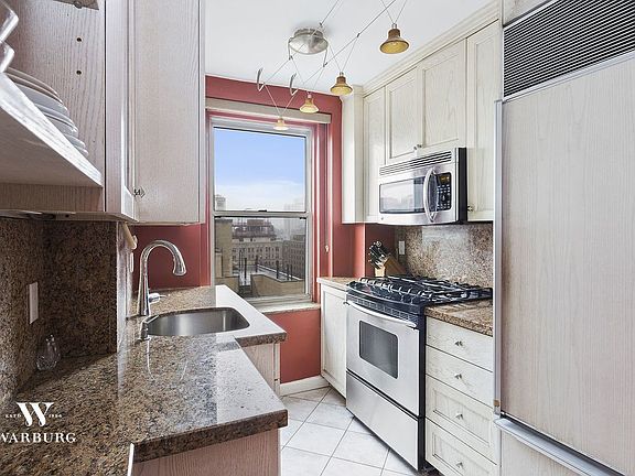 3rd image of 336 W End Ave APT 18E