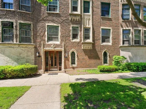 6906 S Oglesby Ave #2, Chicago, IL 60649