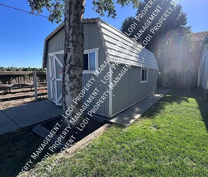 6192 E Acampo Rd #B — Photo 15