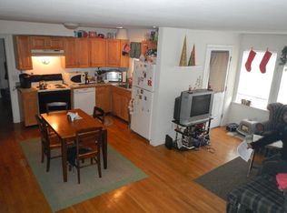 60 Hillside St #2P, Roxbury Crossing, MA 02120