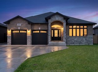 365 County Road 2, Lakeshore, ON N8L 0G8