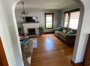 208 E Winona Ave, Warsaw, IN 46580