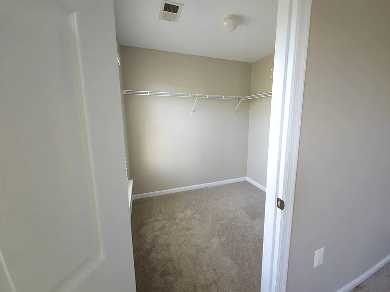 Walk in Closet