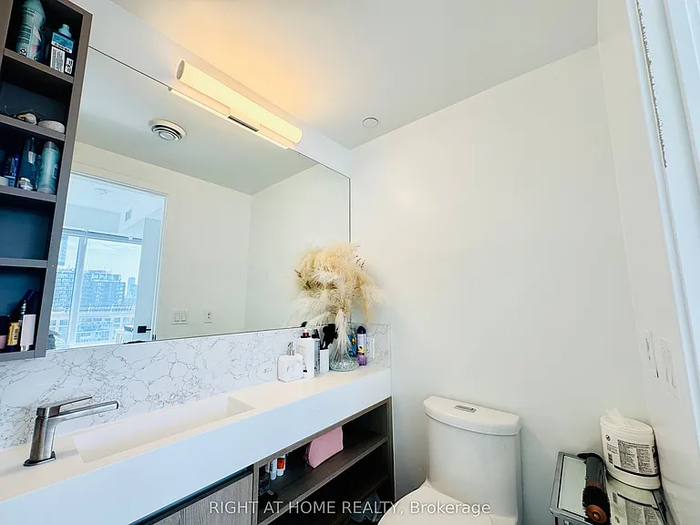 319 Jarvis St #1101 — Photo 8