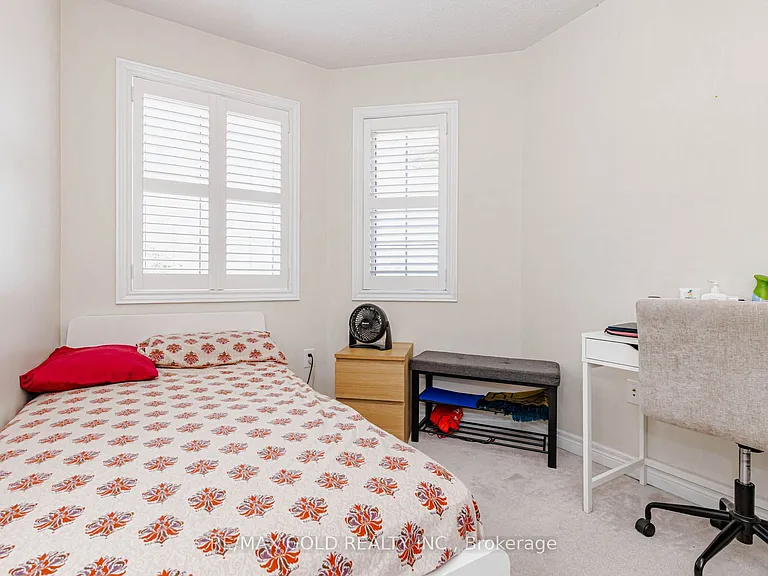 65 Niagara Trl — Photo 36