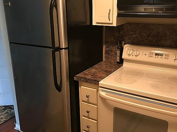 5th image of 737 SE 1st Way APT 308