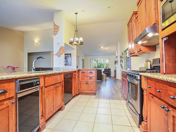 5th image of 5545 Drakes Ct