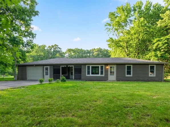 9920 E State Road 8, Knox, IN 46534