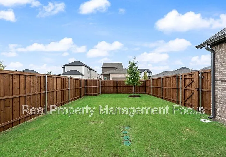1149 Beautyberry Ln — Photo 27