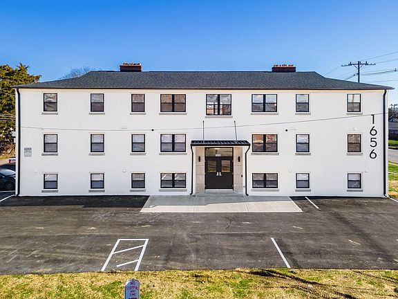 3rd image of 1656 E Livingston Ave #1