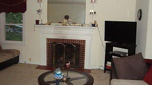 4th image of 2727 Jules St