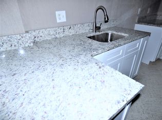 38850 Santa Barbara St, Clinton Township, MI