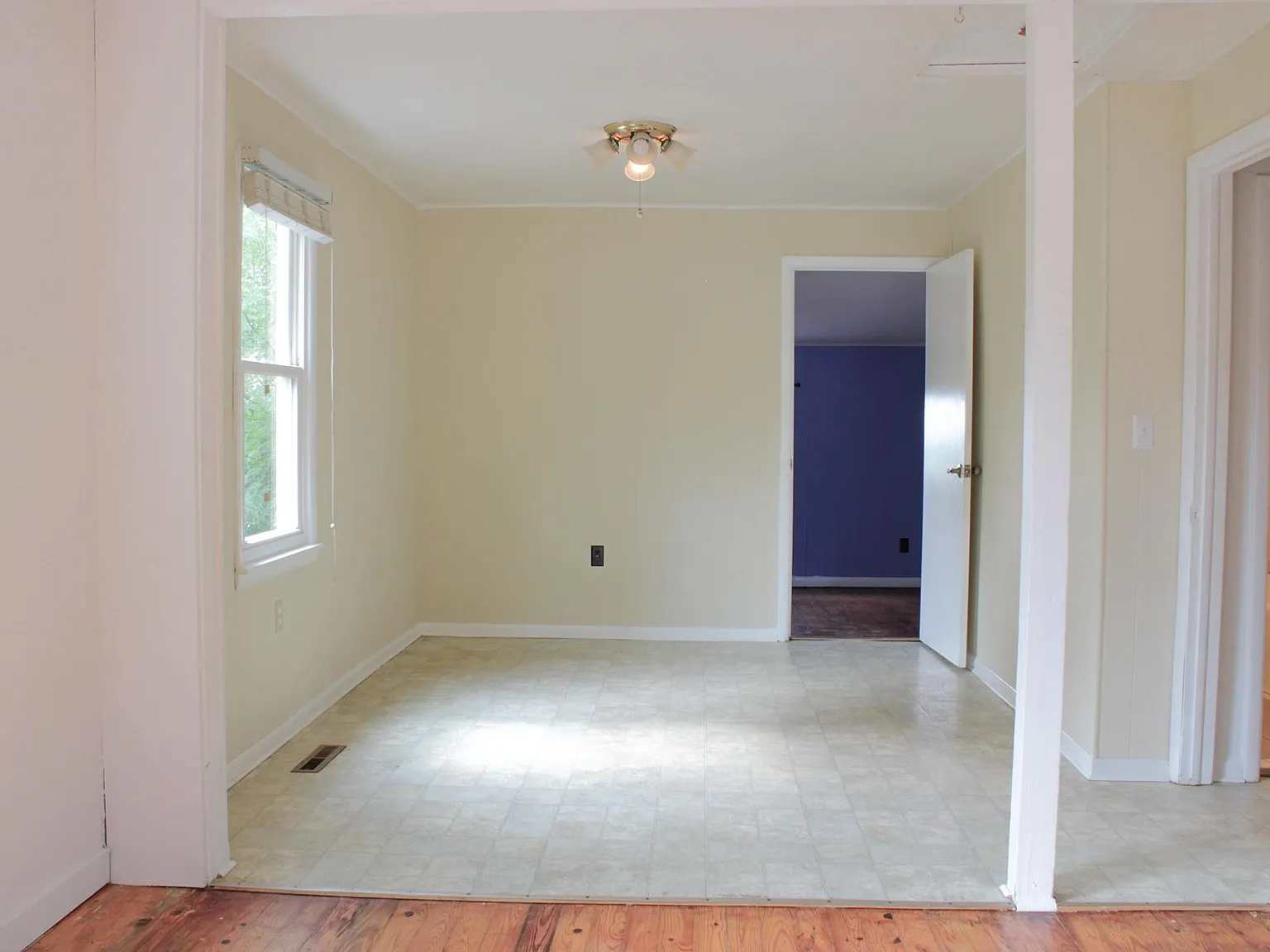 1 bed, 900 sqft, $1,200 — Photo 3