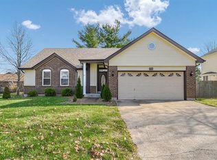 914 Sulphur Spring Rd, Ballwin, MO 63021