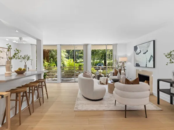 1100 Sharon Park Dr APT 25, Menlo Park, CA 94025