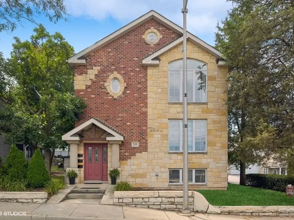 308 State St Unit 1, Lemont, IL 60439