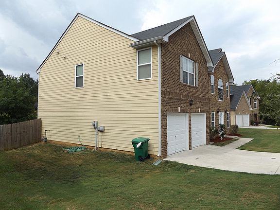 4th image of 6719 Browns Mill Cir