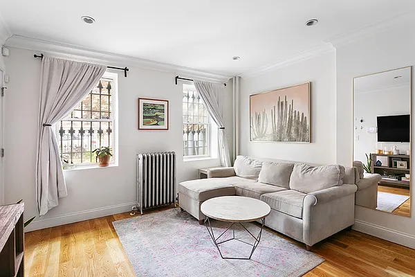 Sold by Compass | media 20