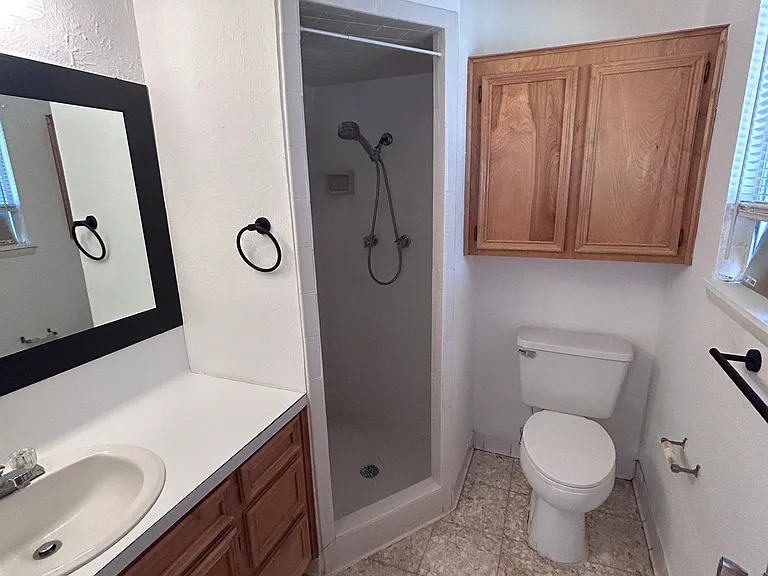 4902 Branscomb Dr — Photo 10