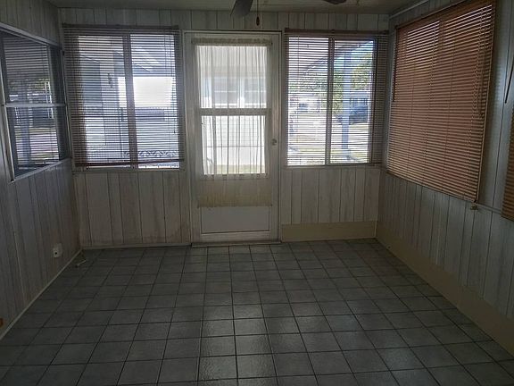 2nd image of 90 Camellia St