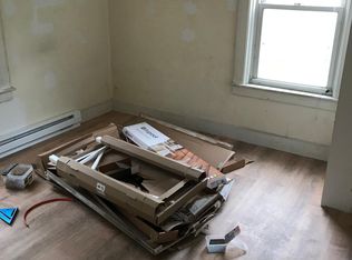 29 Cutler St, Webster, MA 01570