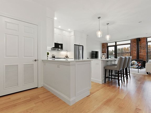 4th image of 60 Merrimac St Unit 705