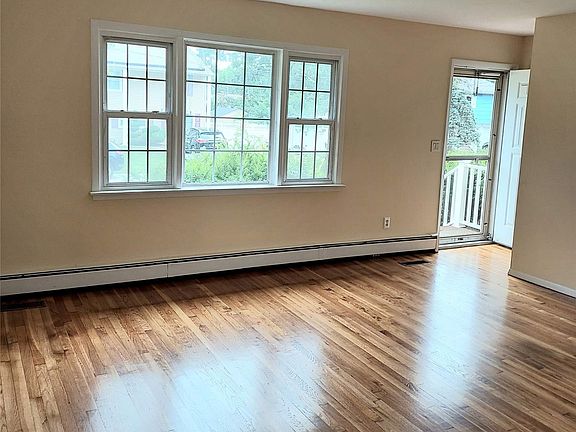 4th image of 354 Amsterdam Ave