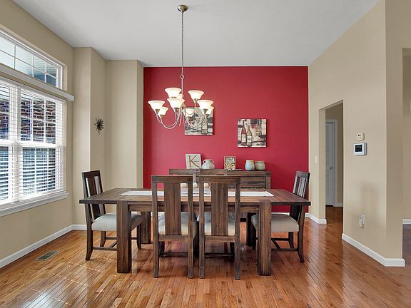 5th image of 309 Aberdeen Dr