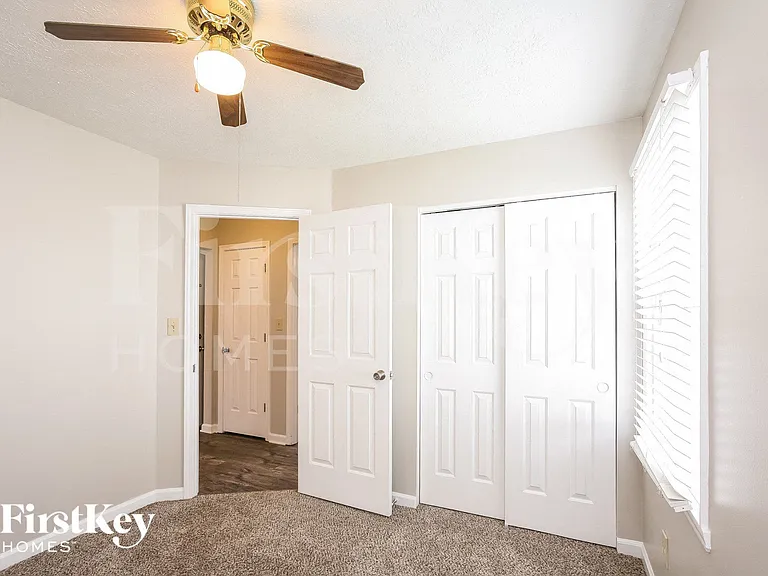 221 Westridge Blvd — Photo 11