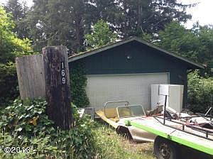 3rd image of 169 Siletz Hwy