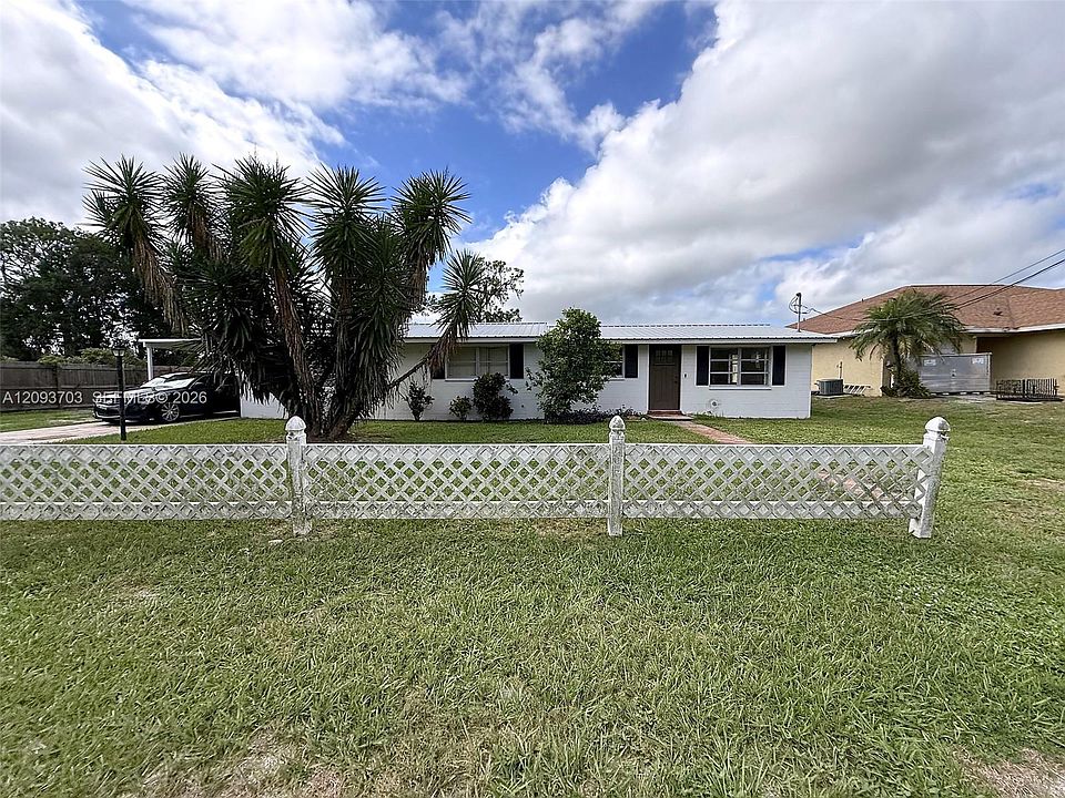 1st image of 2619 Pompano Dr