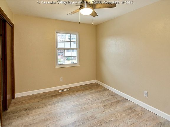 5th image of 5204 Dellway Dr