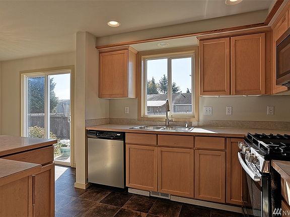 2nd image of 5616 103rd Pl NE
