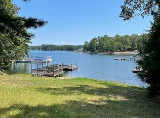 1232 Crooked Rd, Gilbert, SC 29054