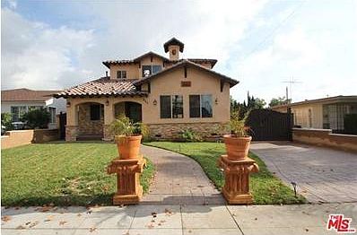 3rd image of 450 Santa Paula Ave
