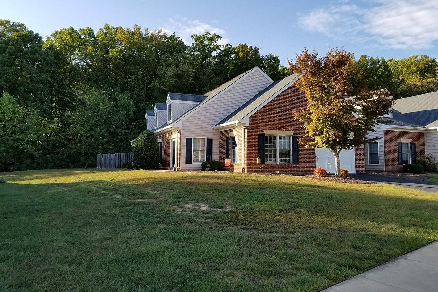 2nd image of 11407 Macon Dr