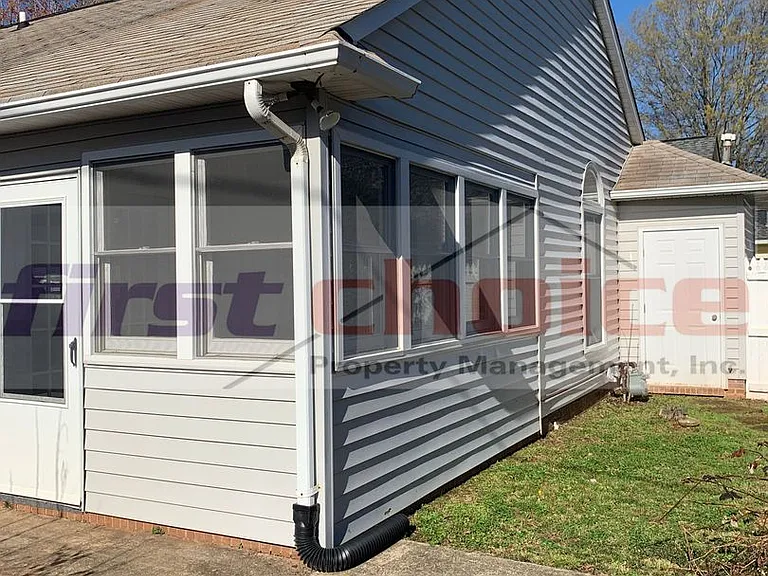 1750 Ridgefield Ct — Photo 24
