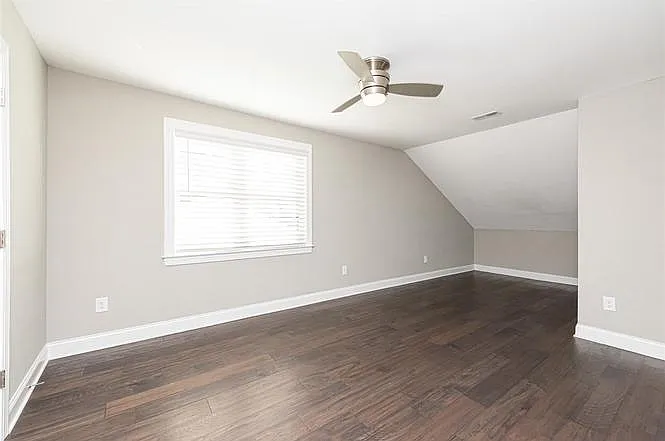 611 Glascock St — Photo 12