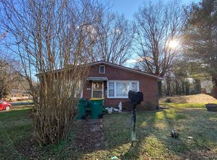 403 Puzak Ln, Madison, NC 27025