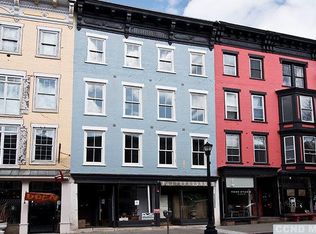 608 Warren, Hudson, NY 12534
