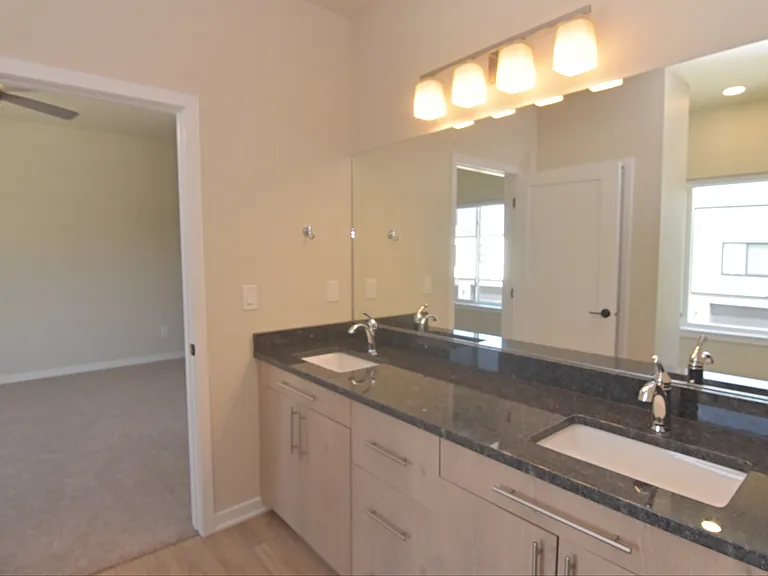 31 Crosby Park Dr — Photo 12