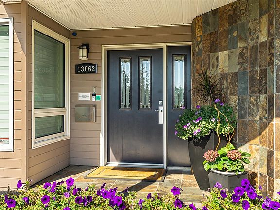 4th image of 13862 Ravine Dr NW