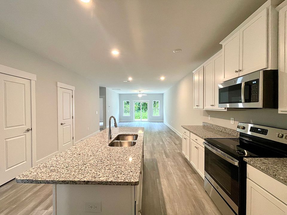 1st image of 4089 Northrop Dr