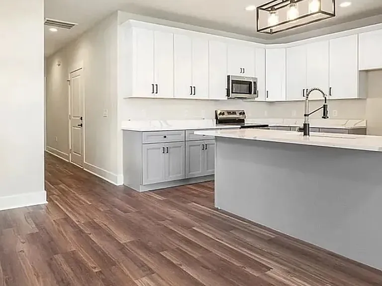 126 Chella Ct — Photo 6