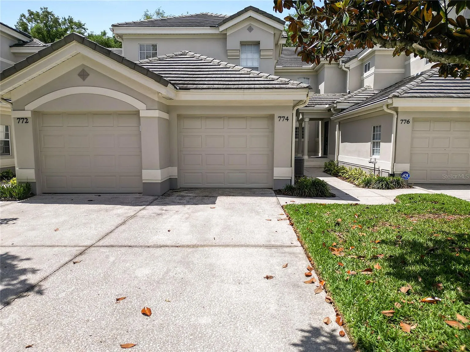 2 bed, 2.0 bath, 1504 sqft, $2,100 — Photo 1