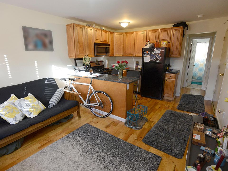 1st image of 65 W Broadway APT 13B