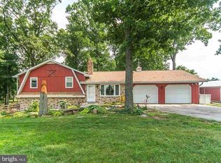 2202 Black Rock Rd, Hanover, PA 17331