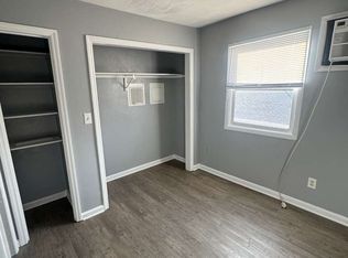 1334 Juniper Dr APT 11, Rantoul, IL 61866