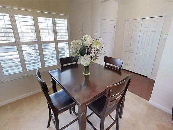 Dining room 2