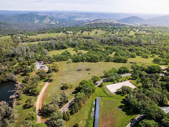 2nd image of 4915 Salmon Falls Rd
